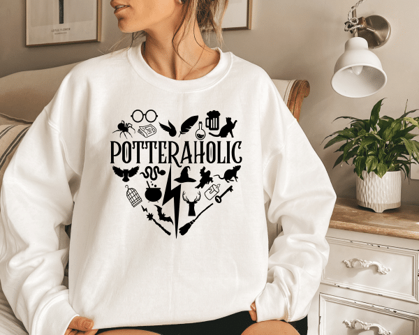 POTTERAHOLICWHITESWEAT