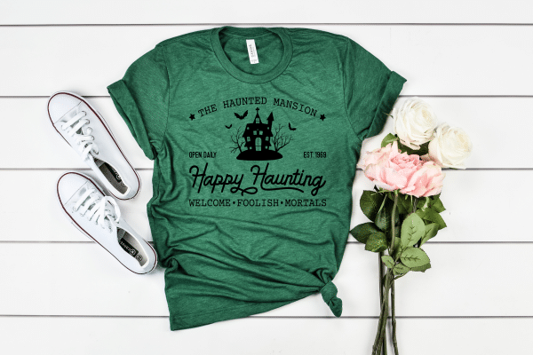 THEHMHAPPYHAUNTINGGRASSGREEN