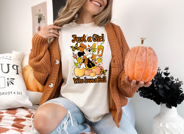 Just A Girl Who Loves Fall Minnie Mouse Shirt